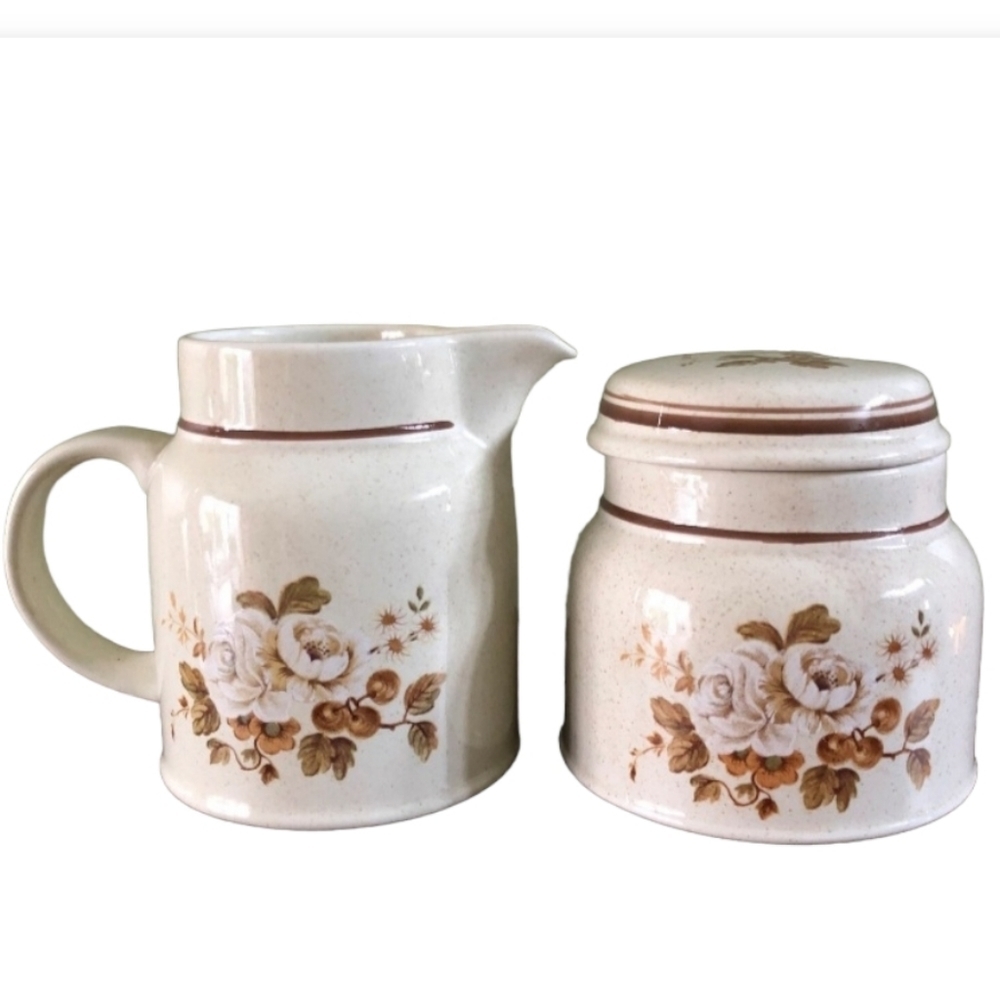 Vintage Royal Doulton  Ravel L.S.1037  Cream and Sugar set See Description